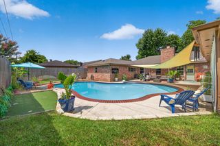 2927 Cypress Point Drive, Missouri City, TX 77459