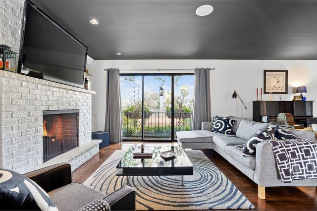 1403 SHERIDAN Road, Wilmette, IL 60091