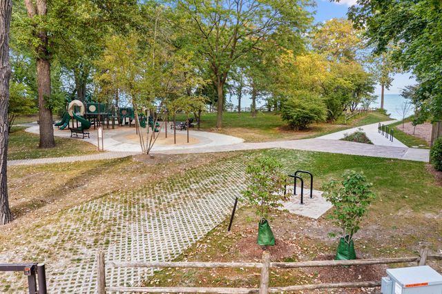 1403 SHERIDAN Road, Wilmette, IL 60091