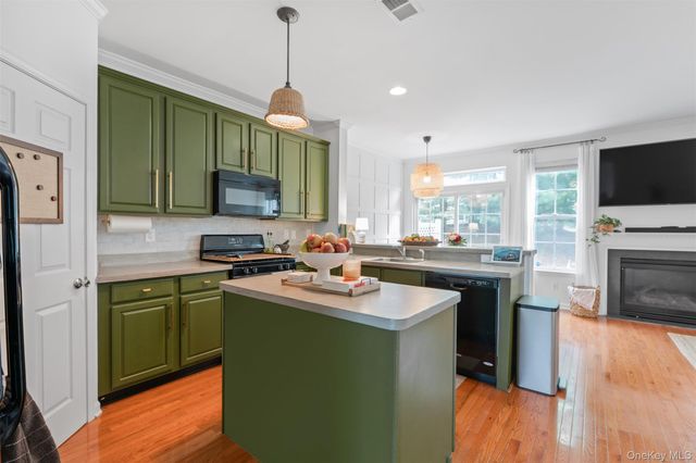 13 Gillian Court, Monroe, NY 10950