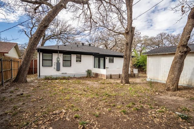 420 Huntingdon Drive, Irving, TX 75061