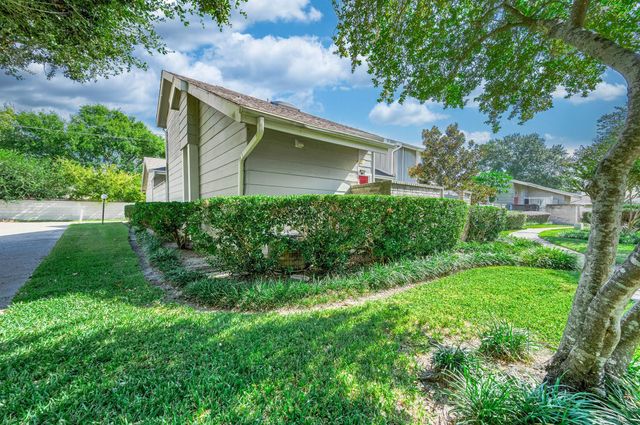 12910 Wirevine Ln, Houston, TX 77072