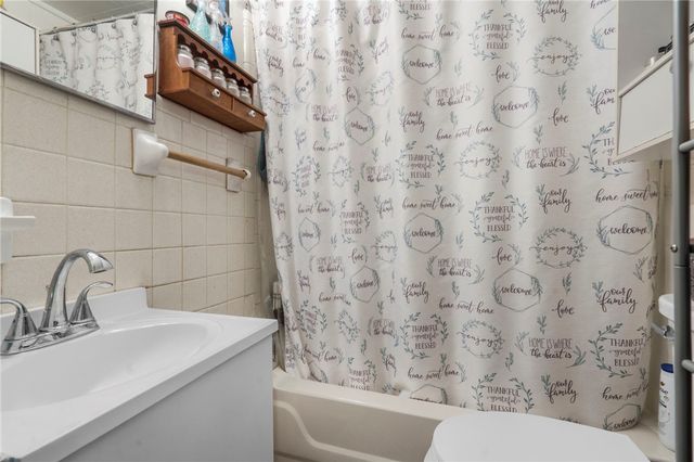 208 W Sycamore Street, Fayetteville, AR 72703