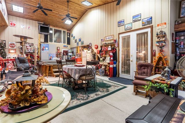 208 W Sycamore Street, Fayetteville, AR 72703