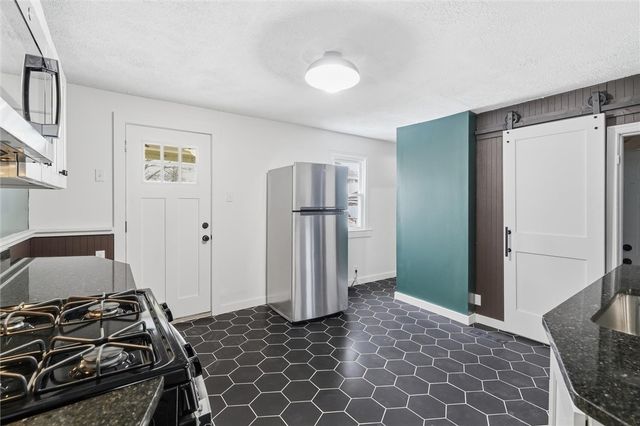 236 E 18th Ave, Homestead, PA 15120