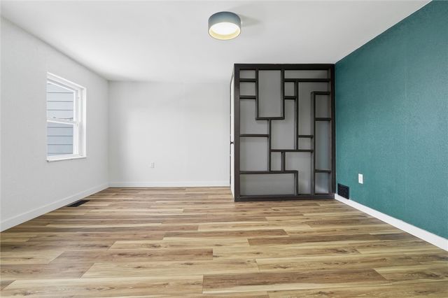 236 E 18th Ave, Homestead, PA 15120