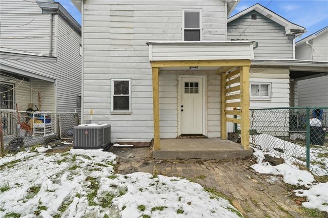 236 E 18th Ave, Homestead, PA 15120