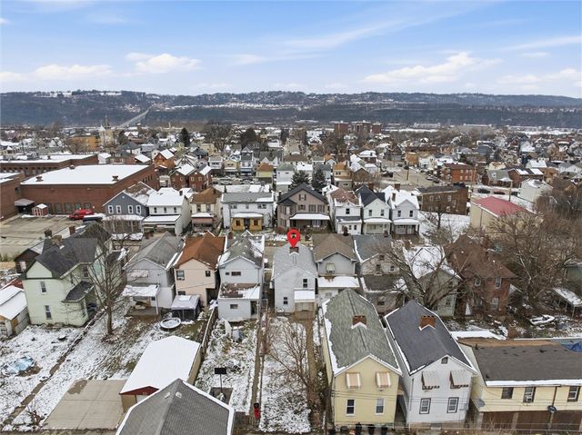 236 E 18th Ave, Homestead, PA 15120