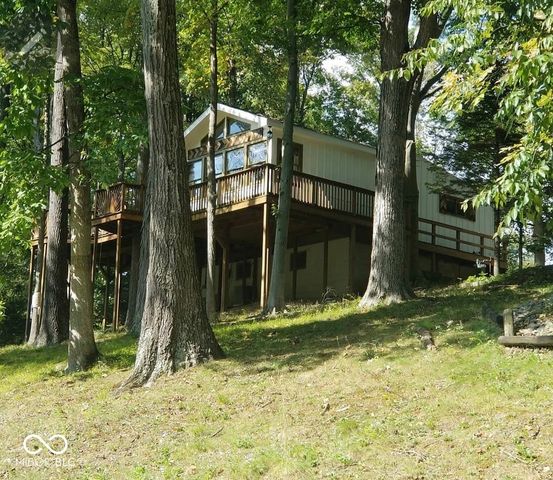 5264 N Macadam Drive, Poland, IN 47868