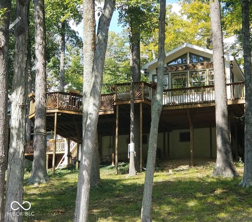 5264 N Macadam Drive, Poland, IN 47868