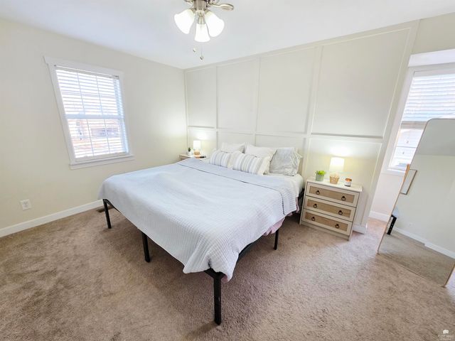 2519 Nutmeg, Manhattan, KS 66502