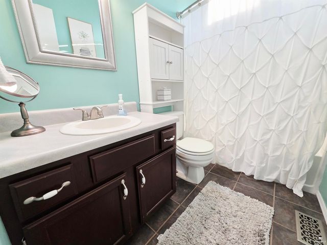 2519 Nutmeg, Manhattan, KS 66502