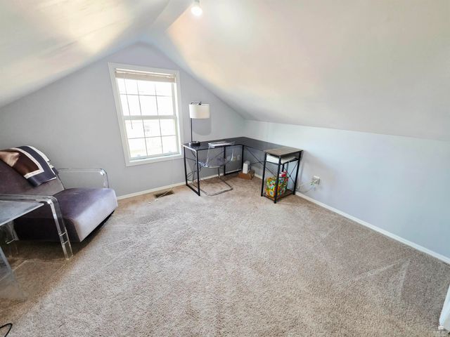 2519 Nutmeg, Manhattan, KS 66502