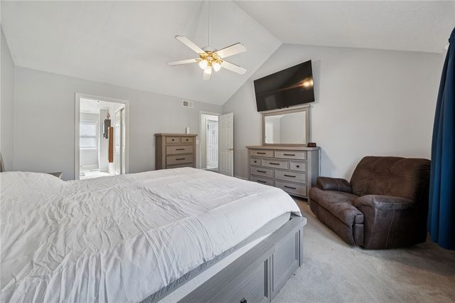 227 Sandworks Rd, Hempfield Twp, PA 15639