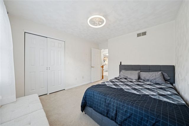 227 Sandworks Rd, Hempfield Twp, PA 15639