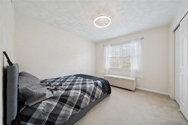 227 Sandworks Rd, Hempfield Twp, PA 15639