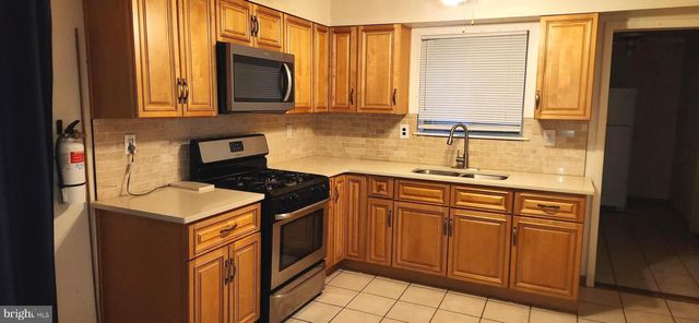 444 SASSAFRAS ST, Browns Mills, NJ 08015