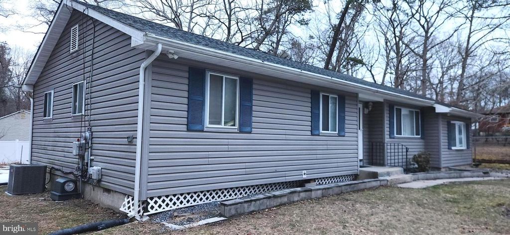 444 SASSAFRAS ST, Browns Mills, NJ 08015