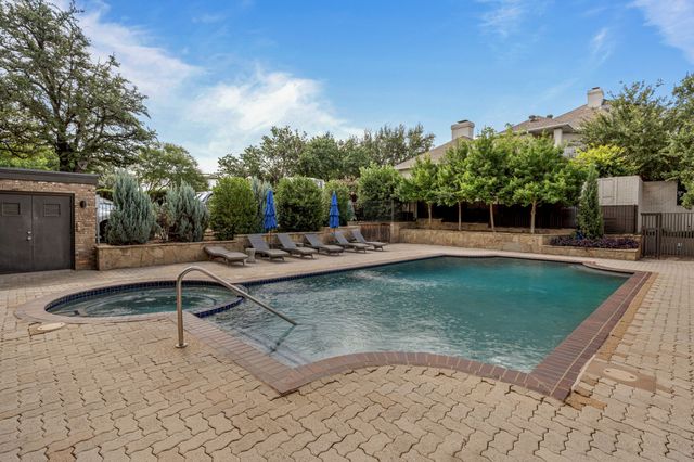 2129 Fountain Square Drive, Fort Worth, TX 76107