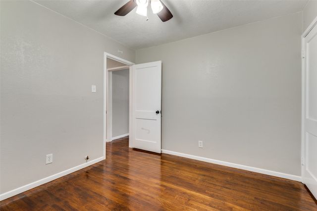 118 Nichols Street, Irving, TX 75060