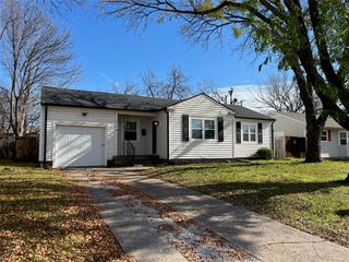118 Nichols Street, Irving, TX 75060
