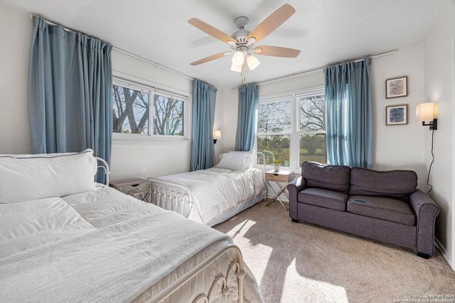 34 river oak, Seguin, TX 78155