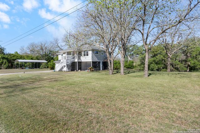 34 river oak, Seguin, TX 78155