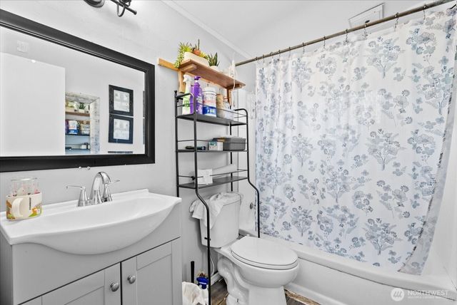 14347 Ashworth Avenue N, Seattle, WA 98133