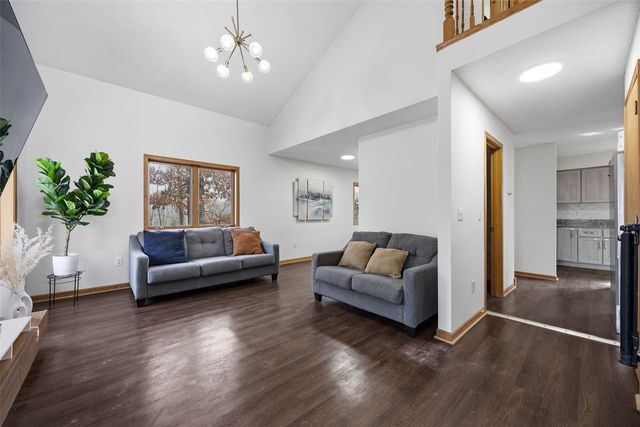 3431 Elm Drive NE, North Liberty, IA 52317