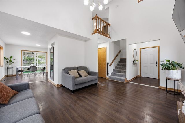 3431 Elm Drive NE, North Liberty, IA 52317