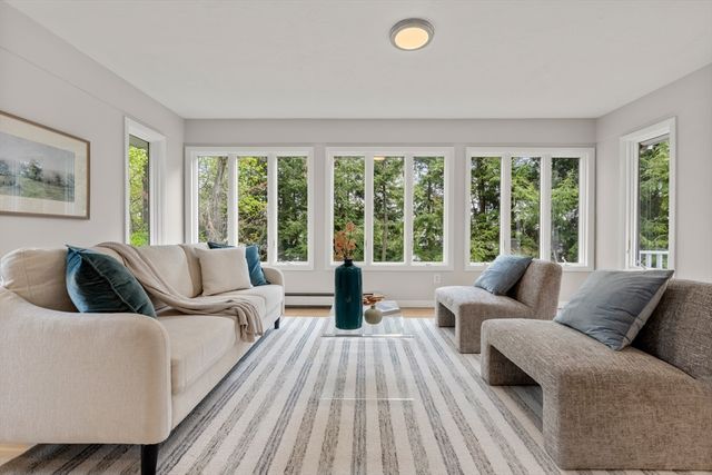37 Chestnut Hill Terrace, Newton, MA 02467