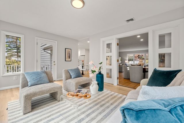 37 Chestnut Hill Terrace, Newton, MA 02467