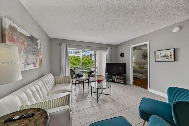 1541 S Ocean Blvd Apt 313, Lauderdale By The Sea, FL 33062