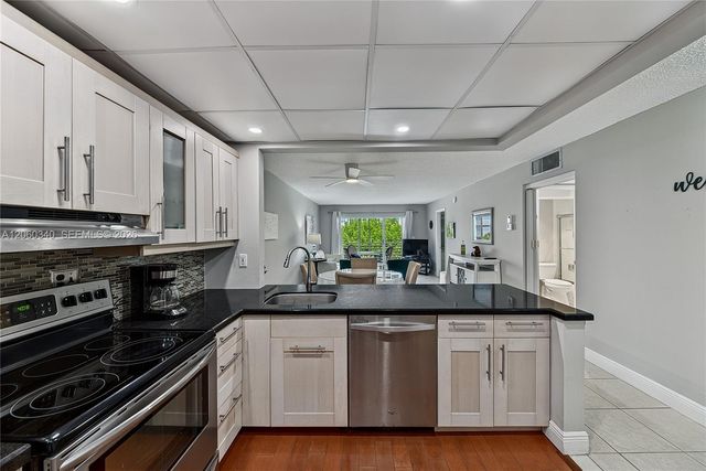 1541 S Ocean Blvd Apt 313, Lauderdale By The Sea, FL 33062