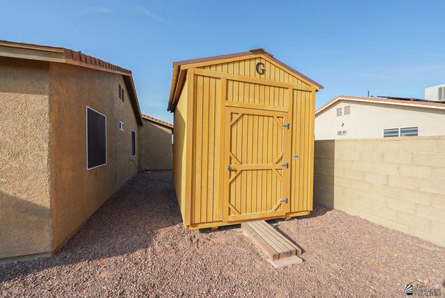 217 E Patricia St, San Luis, AZ 85336