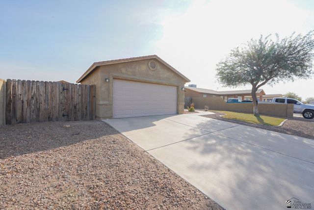 217 E Patricia St, San Luis, AZ 85336