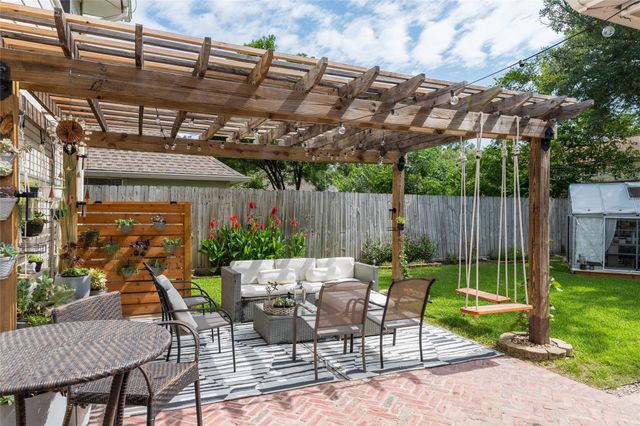 2802 Bernadette Lane, Houston, TX 77043