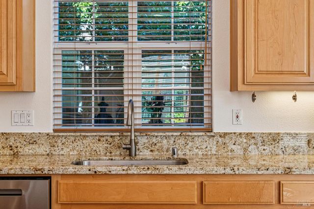 1220 Brockman Ln, Sonoma, CA 95476