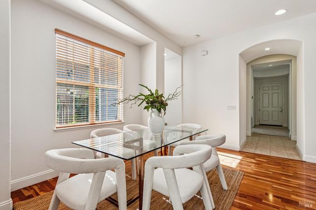 1220 Brockman Ln, Sonoma, CA 95476