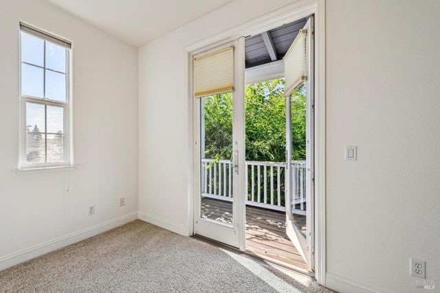 1220 Brockman Ln, Sonoma, CA 95476