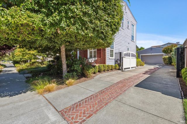 1220 Brockman Ln, Sonoma, CA 95476