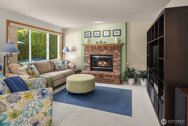 4256 255th Place SE, Sammamish, WA 98029