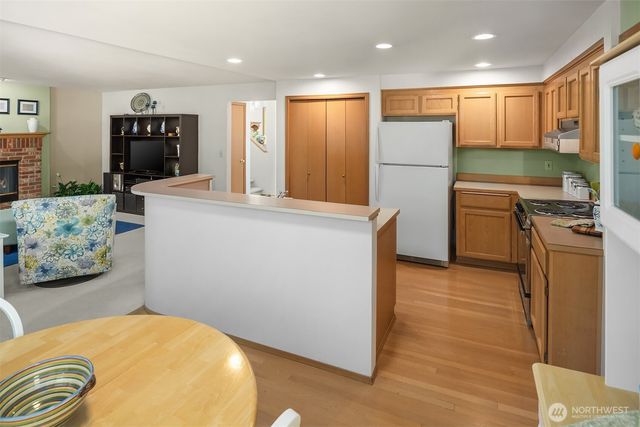 4256 255th Place SE, Sammamish, WA 98029