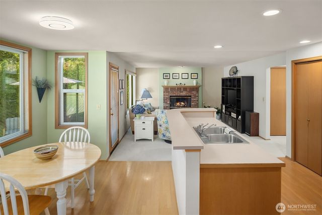 4256 255th Place SE, Sammamish, WA 98029