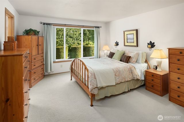 4256 255th Place SE, Sammamish, WA 98029