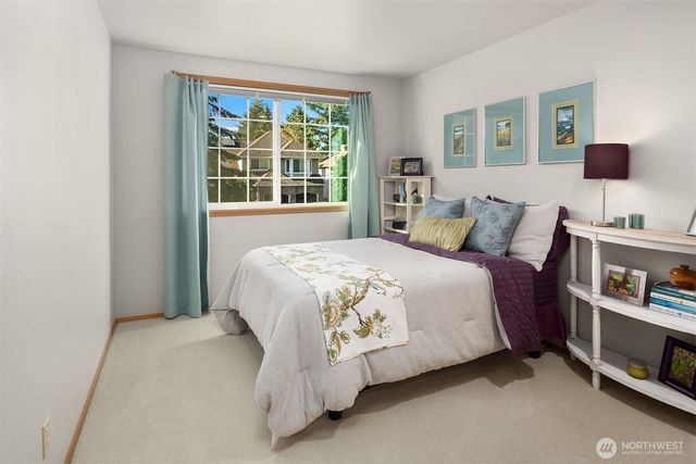 4256 255th Place SE, Sammamish, WA 98029