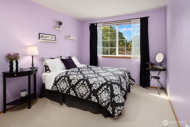 4256 255th Place SE, Sammamish, WA 98029