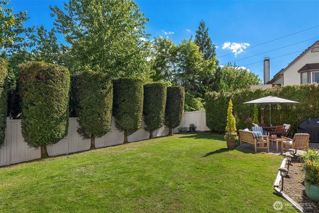 4256 255th Place SE, Sammamish, WA 98029