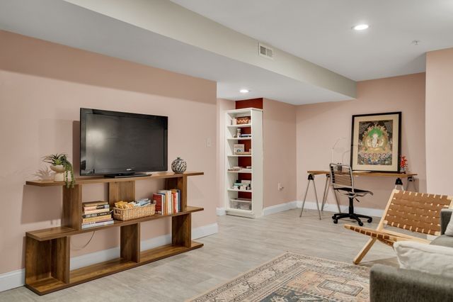 235 Lowell St 1, Somerville, MA 02143