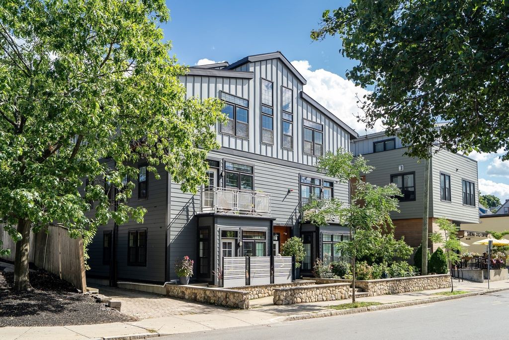 235 Lowell St 1, Somerville, MA 02143